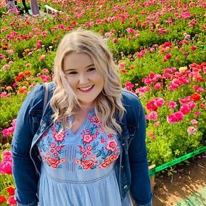 Meet your Posher, Hannah